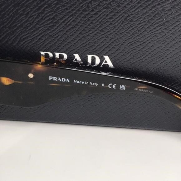 New Authentic Prada PR 20ZS Dark Brown Oval Ladies Sunglasses – 2AU06B 53 - Picture 12 of 13